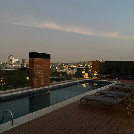 Cerca De Shopping Mariscal Lopez Apartment Asuncion Exterior photo